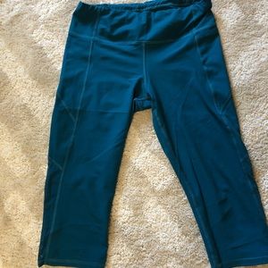 Athleta Dobby Action Crop- EUC (worn once)